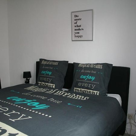 Vakantiehuis Martien เปียร์ ภายนอก รูปภาพ